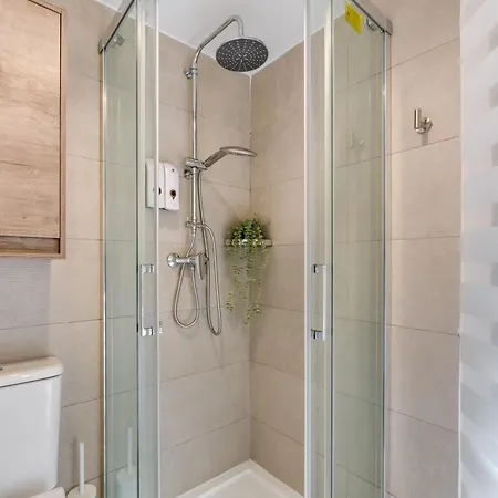 Modern Unit With View Malaga